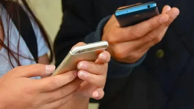smartphone tips  સરકારે સલાહ આપી છે કે આ પદ્ધતિઓ તમારા સ્માર્ટફોનને હેક થવાથી બચાવી શકે 
